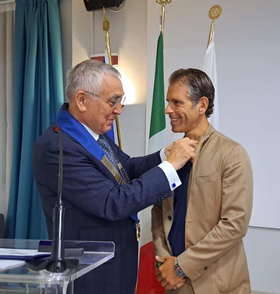 Domenico De Rosa insignito Paul Harris Fellow Rotary